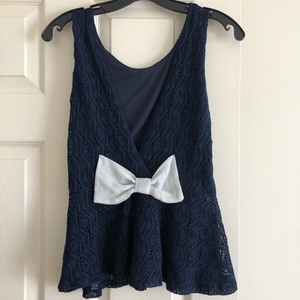 Navy tank top & bow